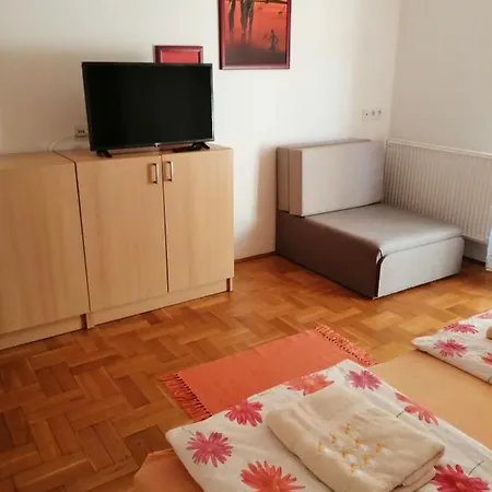 Apartman Pavai Hajduszoboszlo Exterior photo