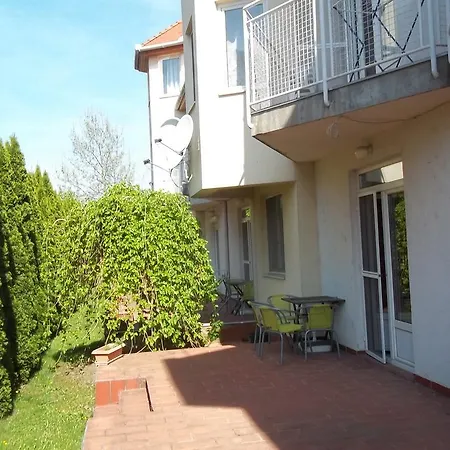 Apartman Pavai Hajduszoboszlo Exterior photo